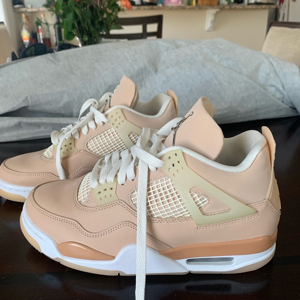 Air Jordan 4 Retro Shimmer
